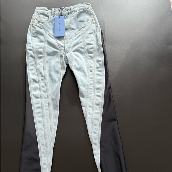 Mugler Stretch Jersey Trim Denim
Spiral skinny jeans Size 34 - Picture 2 of 9